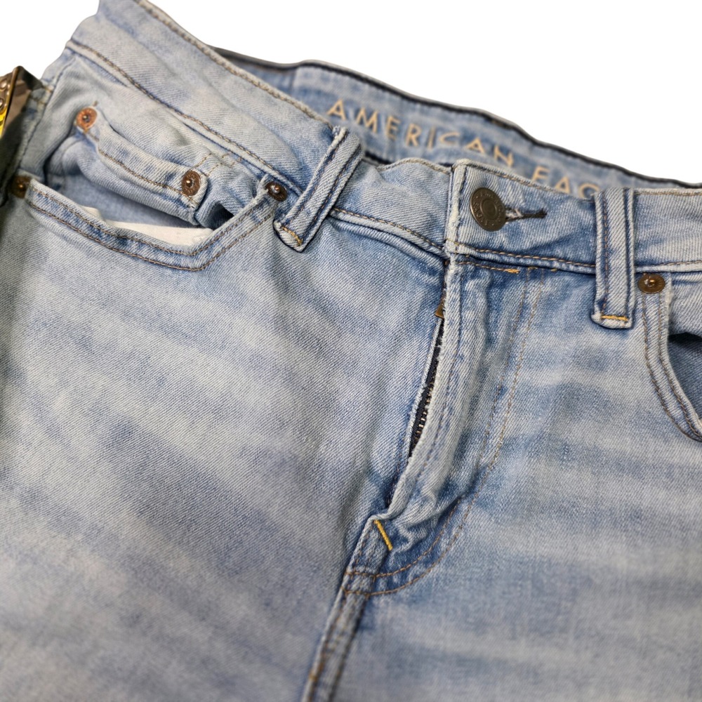 American Eagle Outfitters Mens Light Wash Airflex+ Straight Leg Jeans Size 29x32 - Picture 5 of 12